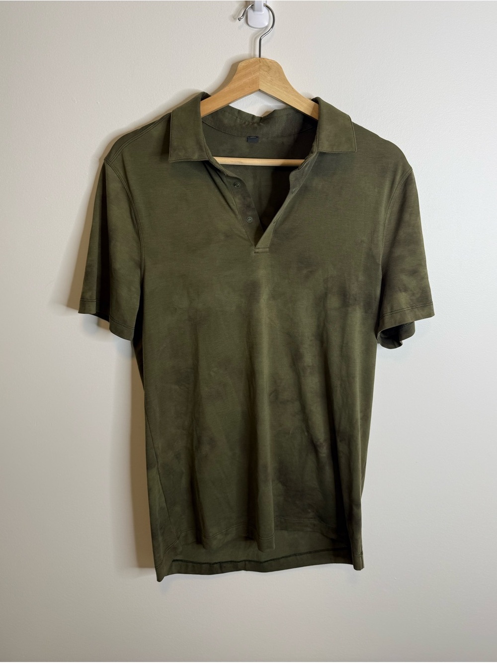 Lululemon Evolution Short Sleeve Polo Shirt - green size small